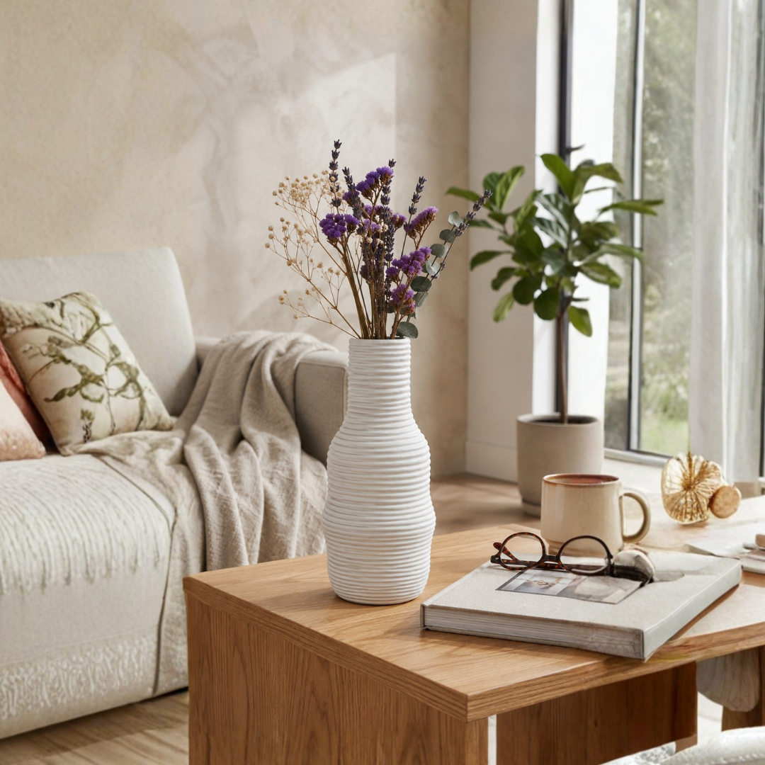 Frosted Ribbed Glass Vase – Soft Blush